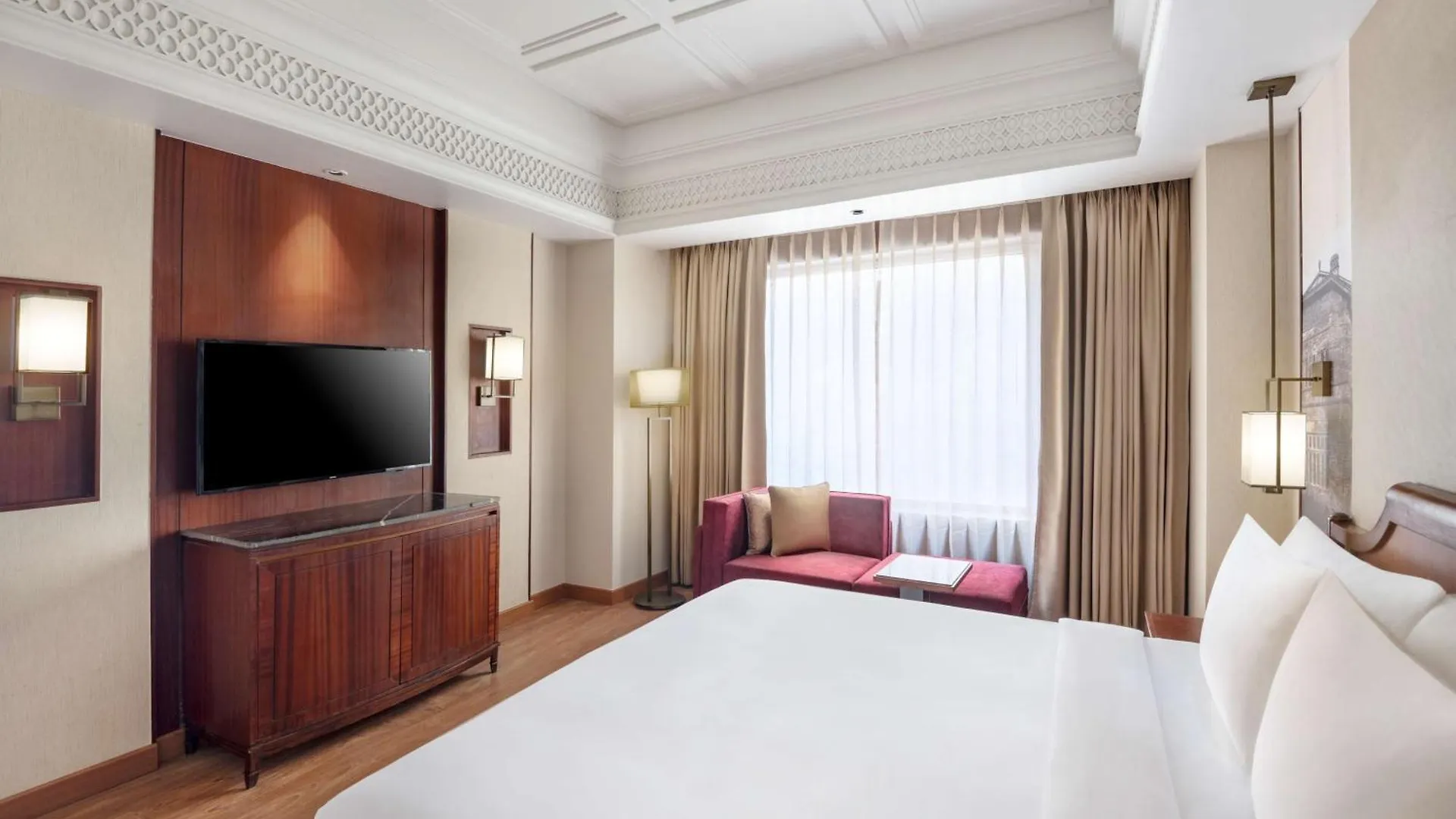 Radisson Kufri Hotel Shimla 5*,